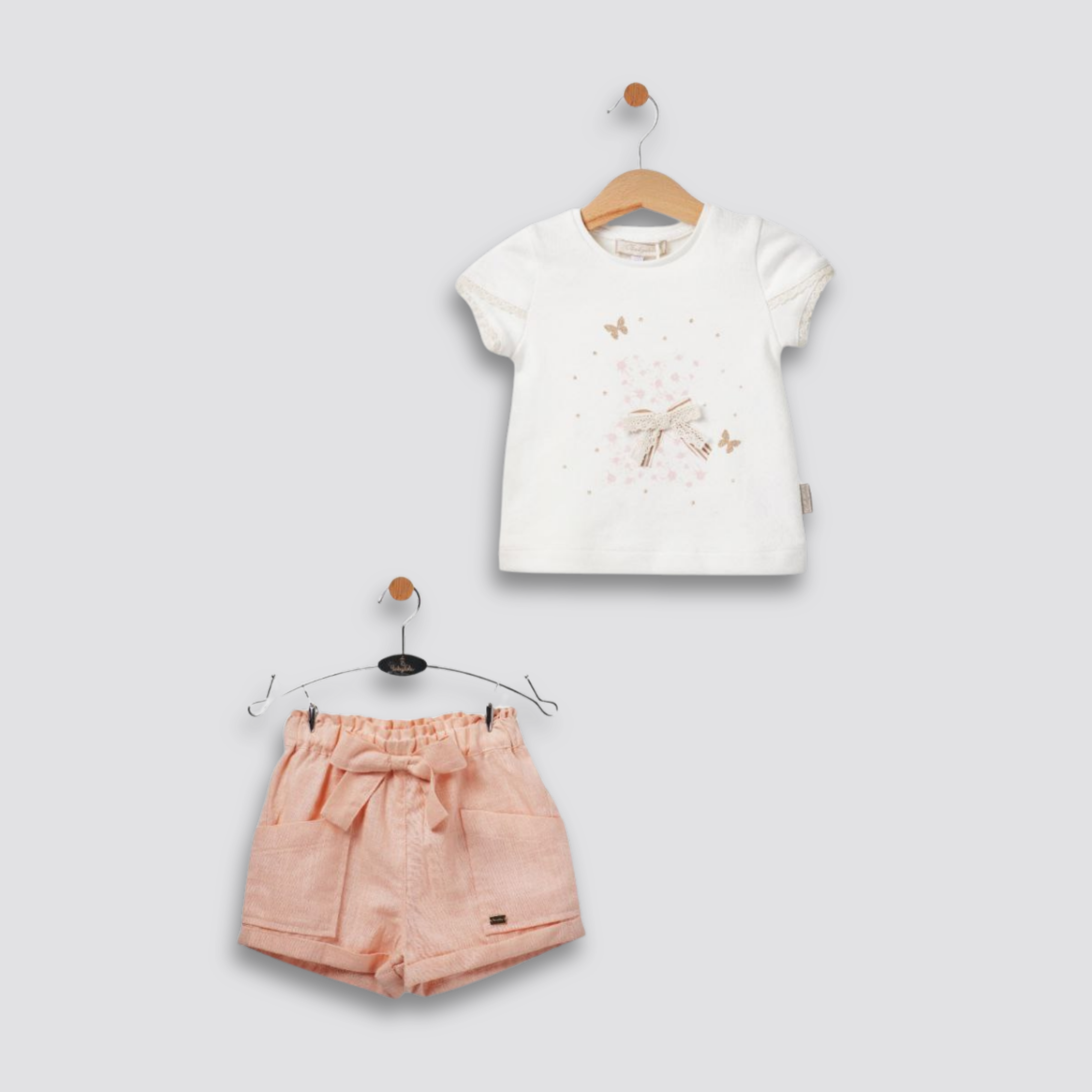 Bow Outfit