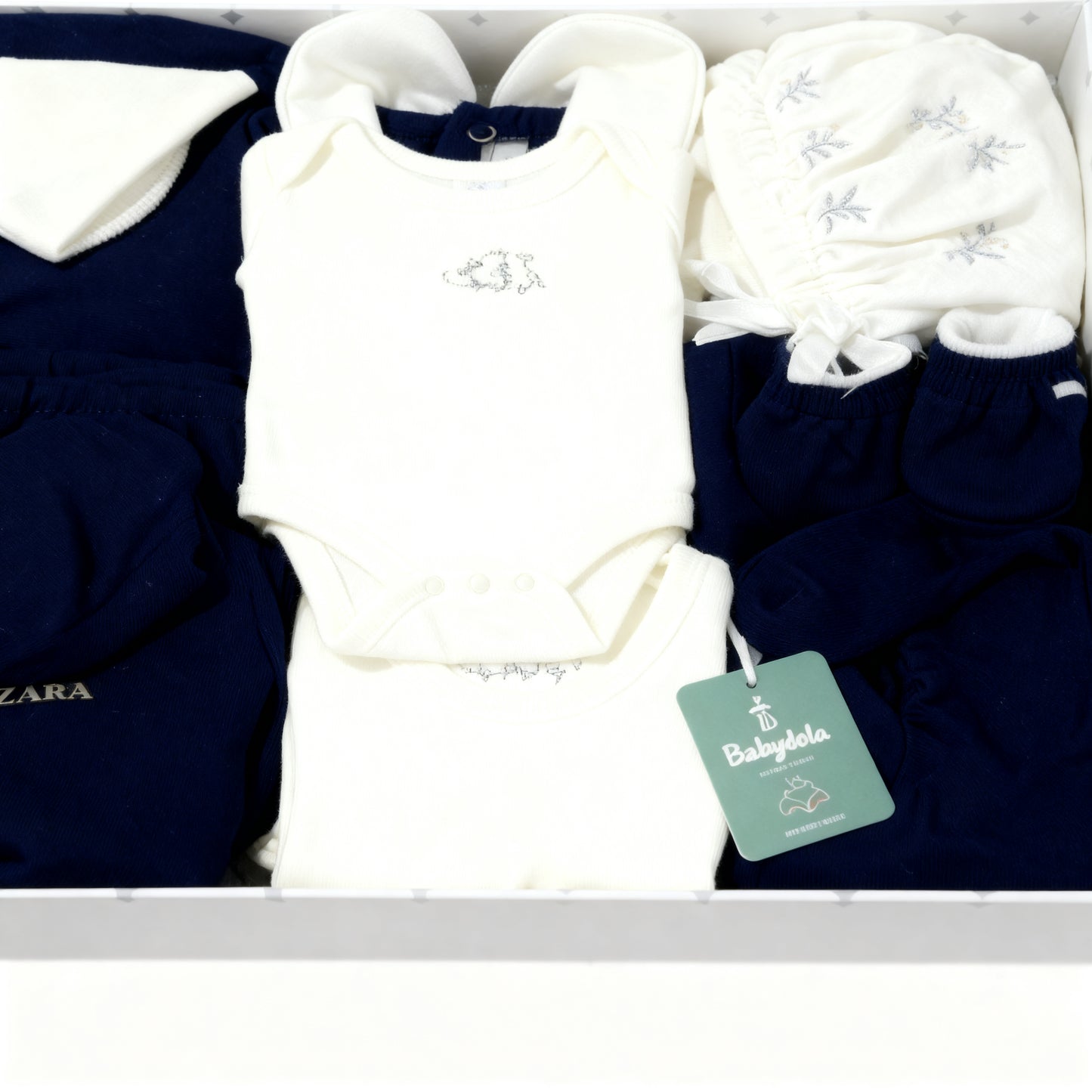Essential Newborn Gift Set