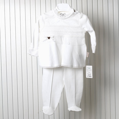 Teddy bear Beautiful  Signature knitted 2 piece baby sets white